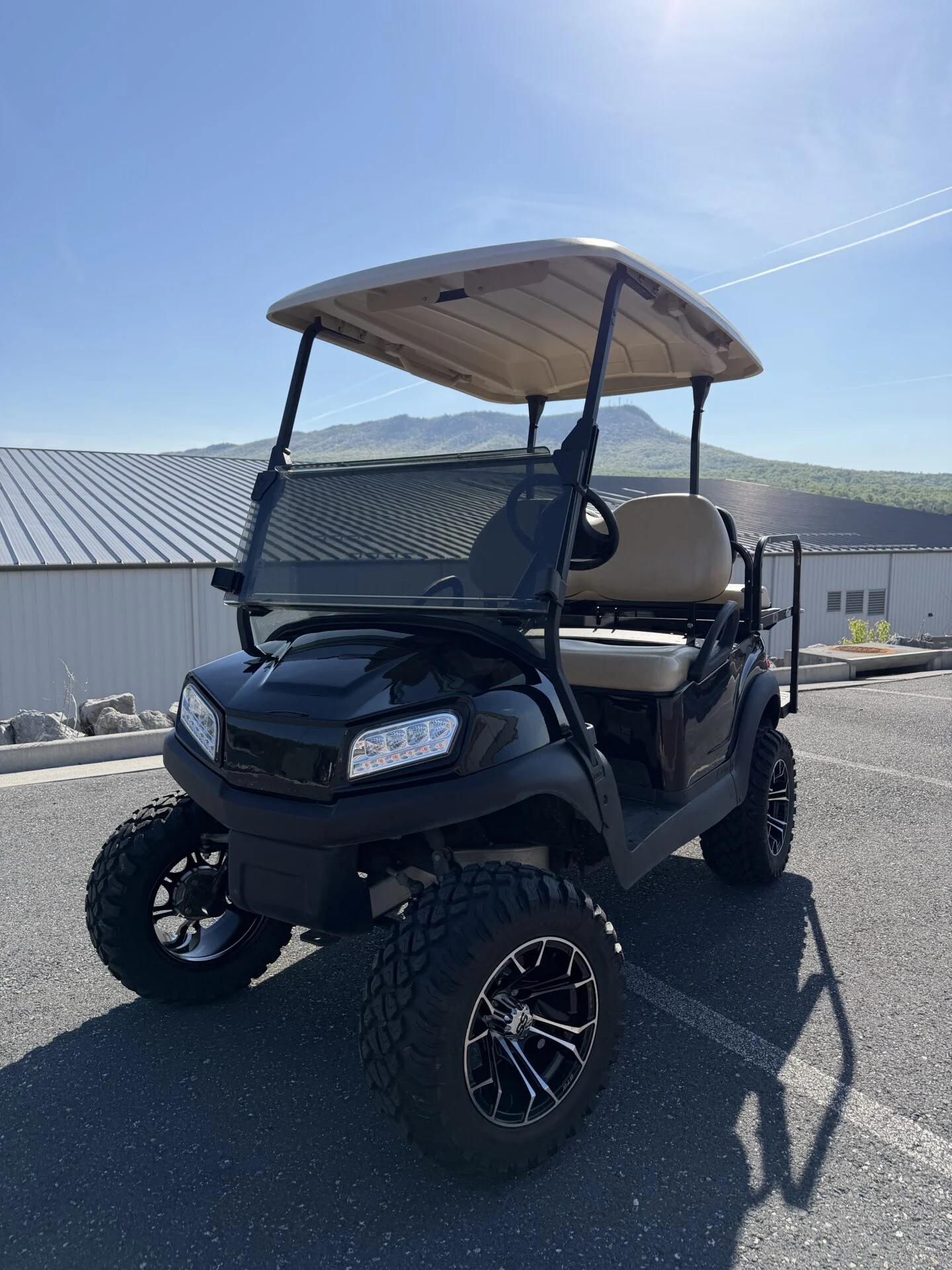 2021 Club Car Tempo 48 Volt Electric 4 Passenger Lifted Golf Cart for Sale (Black) (1)